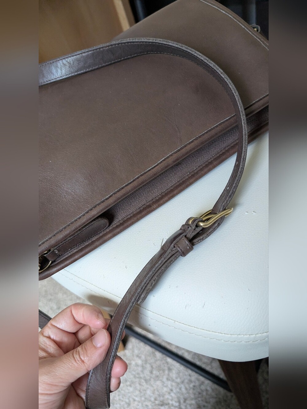 Vintage Coach Taylor Zip Leather Crossbody Bag H5C-9944, Brown, Made In USA - Picture 8 of 16